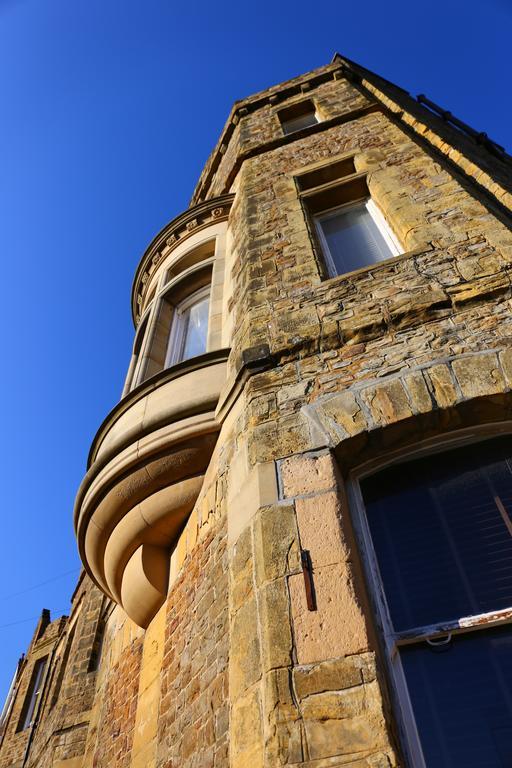 Highlands Hotel And Bar Hastings Extérieur photo
