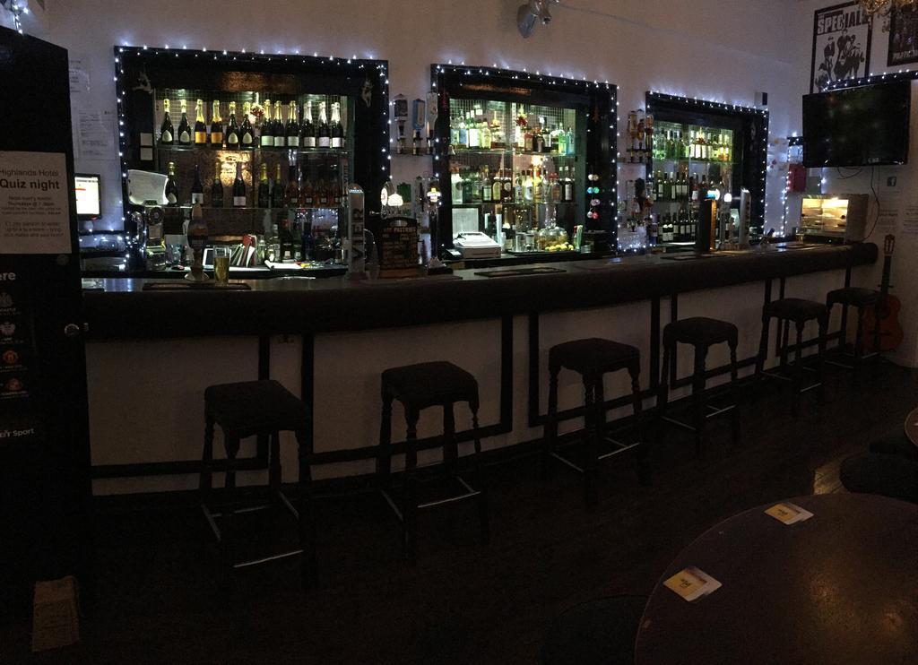 Highlands Hotel And Bar Hastings Extérieur photo